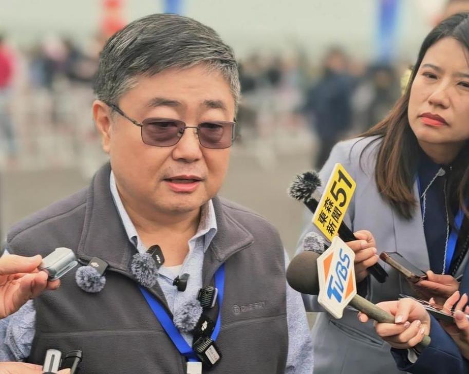 民进党当局彻底撕下伪装了！就因为一句“祖国强大了，台湾就更安全了”，台湾退役军官