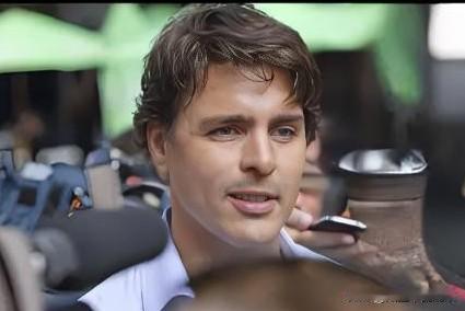 当年对华最硬的特鲁多，如今大骂美国：是你逼加拿大投靠中国西方政客是不是都有