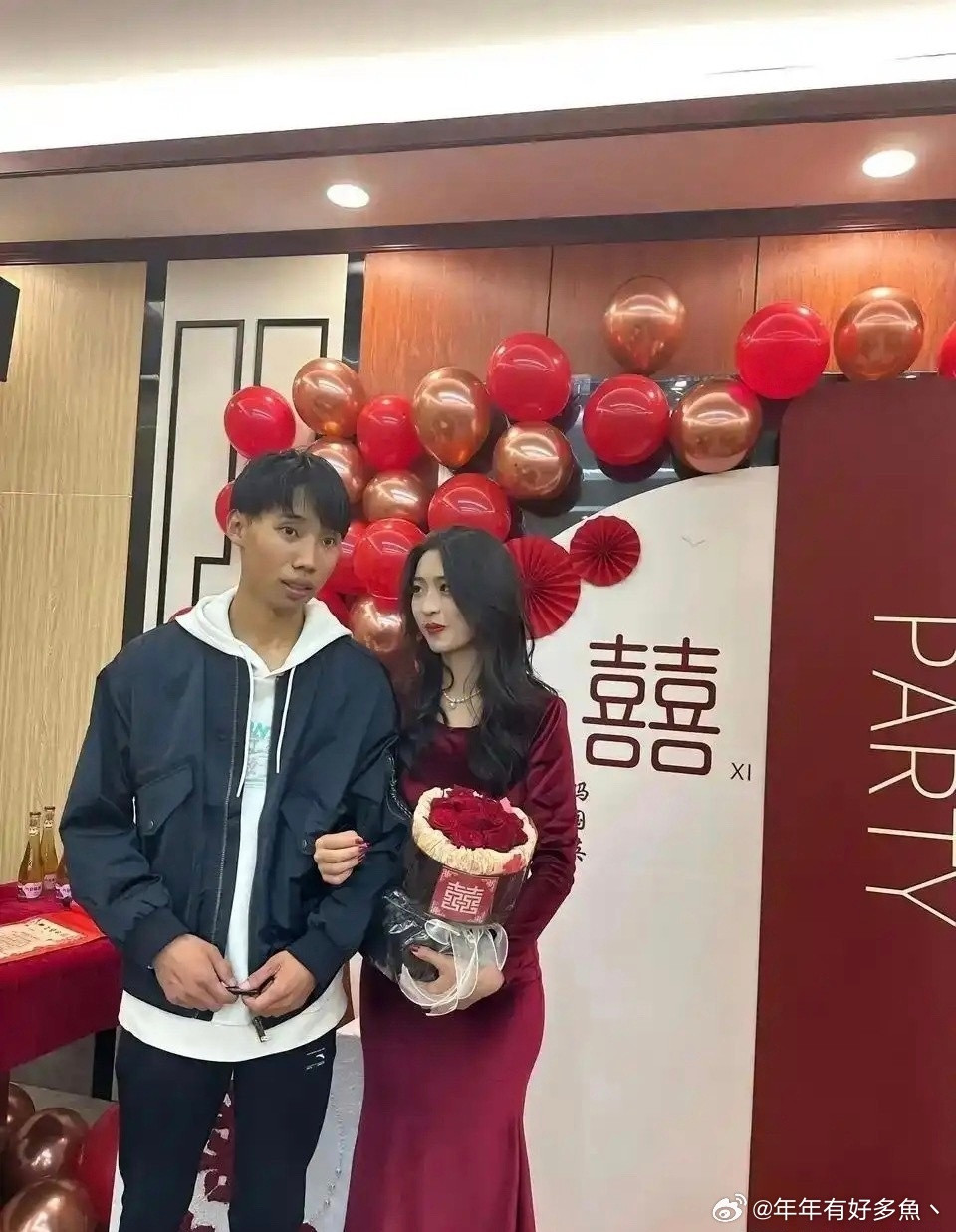 我都不知道我表哥怎么找到这么漂亮的女朋友….