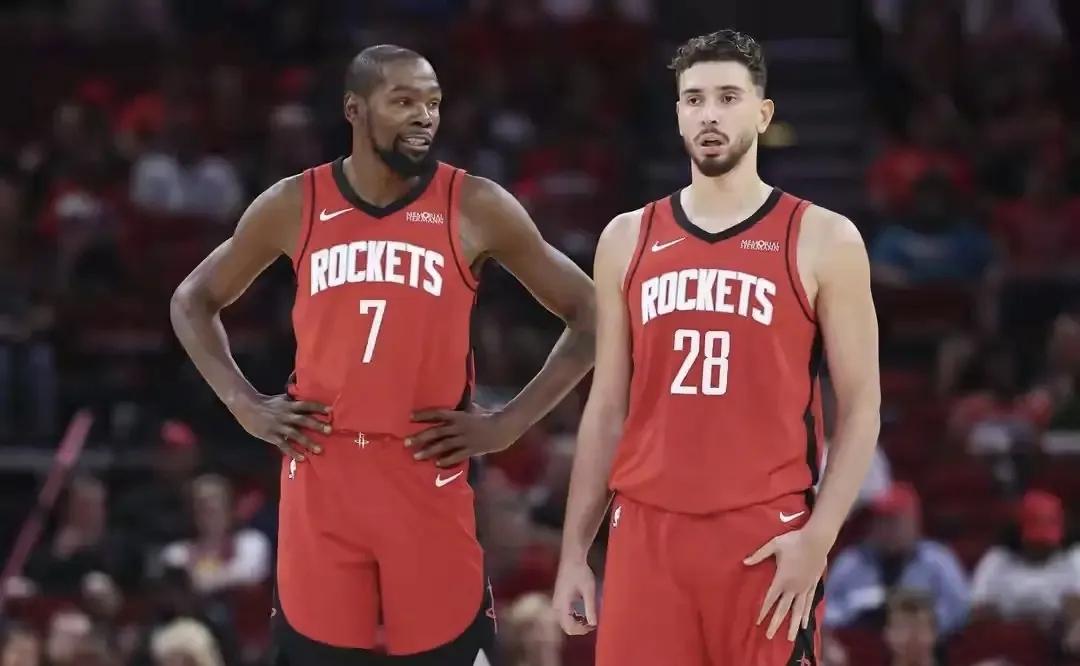 火箭噩耗！本就残缺的阵容彻底难了火箭和奇才的这场比赛，无疑成为了本赛季最具戏