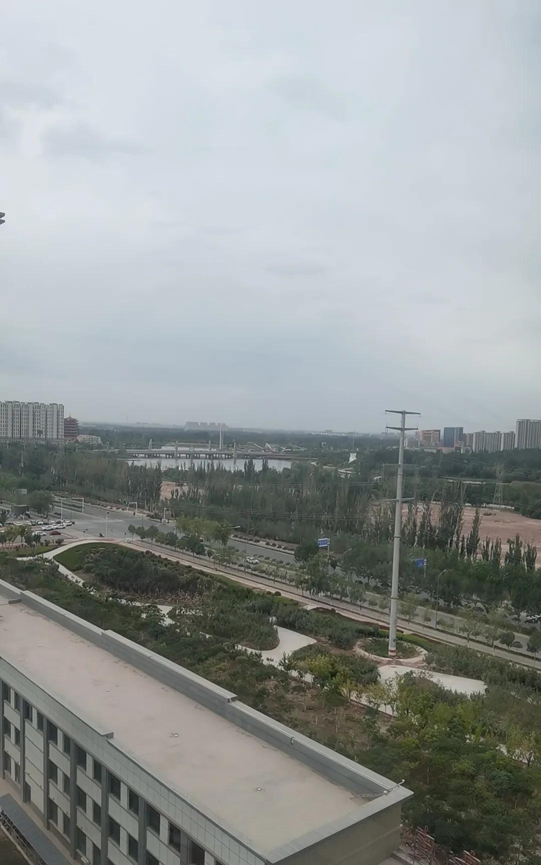 #分享一张最近随手拍的照片#喀什小亚郎水库