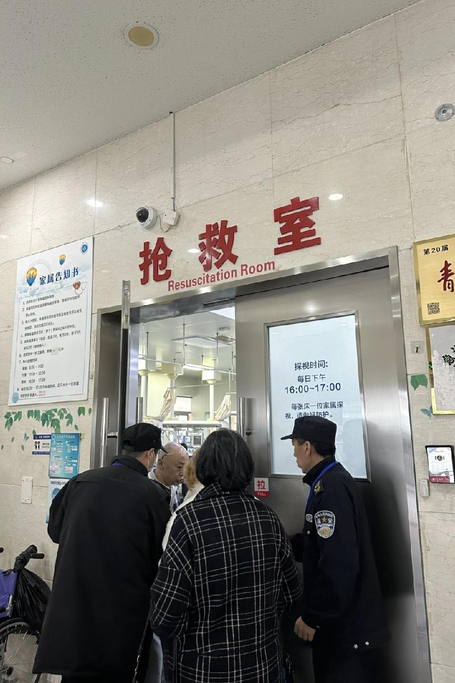 我老家邻居家孩子，才10岁就得了糖尿病血糖高，上个月还得了酮症酸中毒，在医院抢救