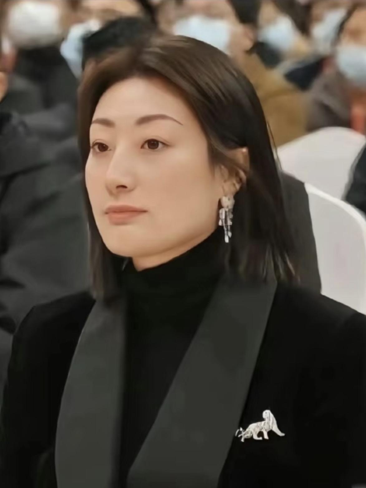 宗馥莉这件事，给所有男人提了个醒：你可以生二胎，也可以出去玩，但是你不该让孩子来