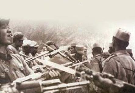 1962年，中印自卫反击，当时摧枯拉朽，秋风扫落叶，很快就看到了德里全貌。大国梦