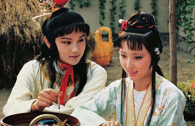 曹雪芹家族，到底哪里得罪了雍正？以至于最终落得被抄家下场！曹家的故事，说