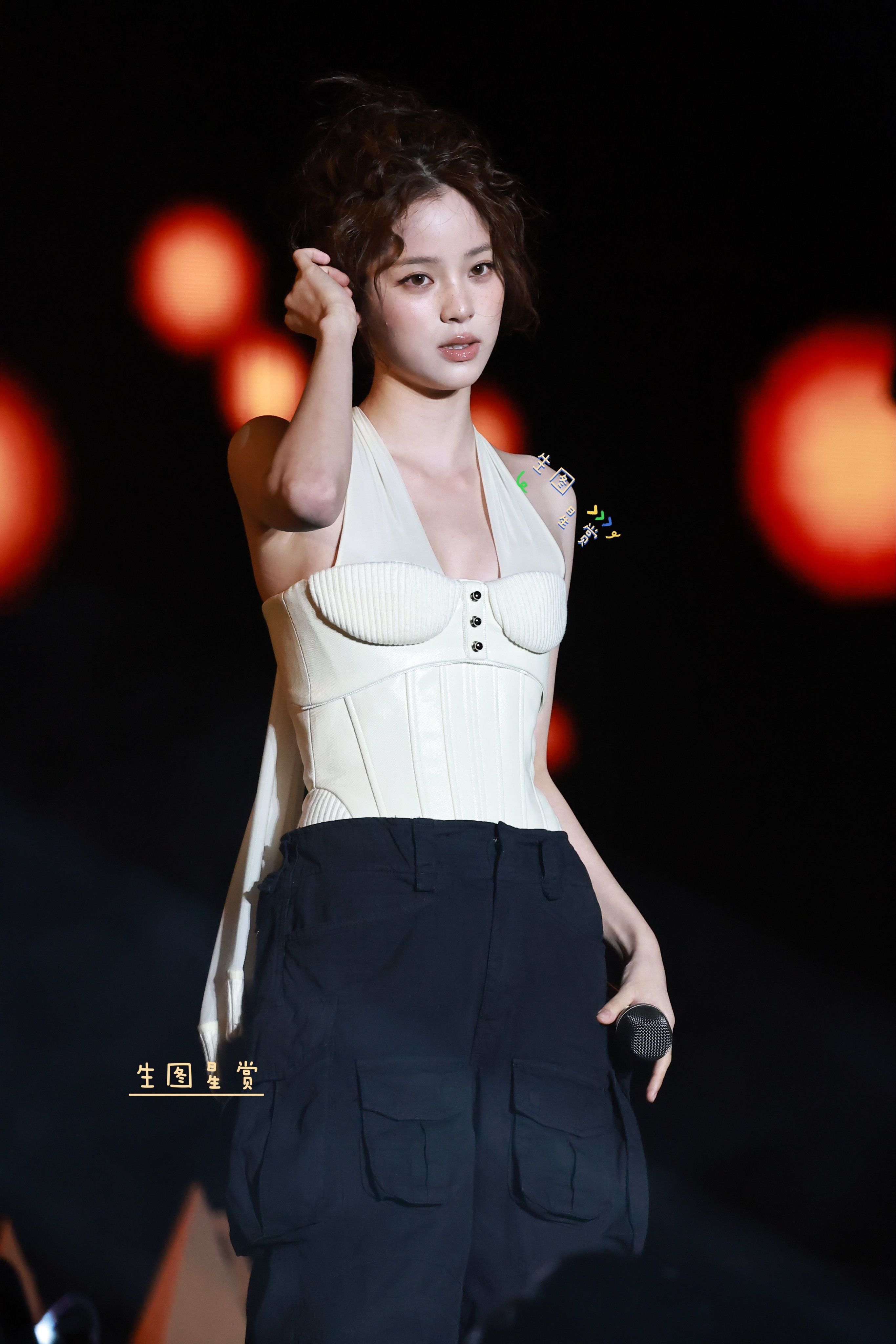 欧阳娜娜芭莎之夜两套look，就这么被娜比美貌轻松拿捏[比心]🎻欧阳娜