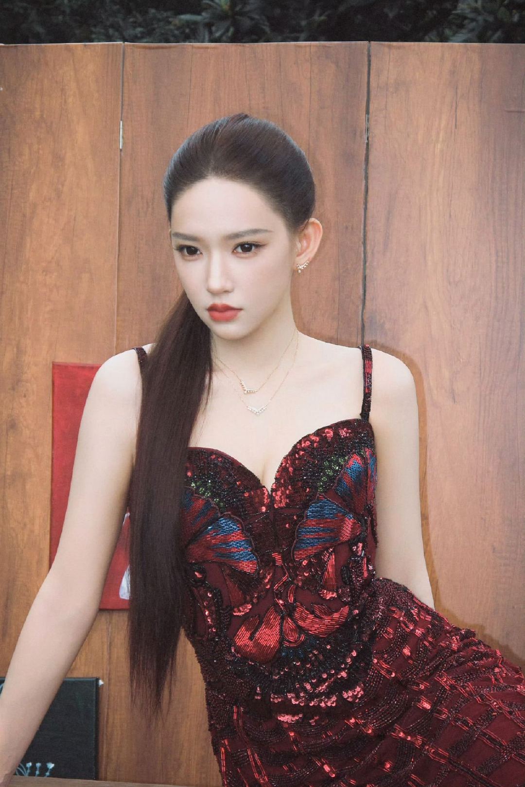 #程潇别笑你也过不了第二关#看程潇玩游戏，会忘记她是那个舞台上气场全开的程潇。尖叫、跺脚、表情失控，