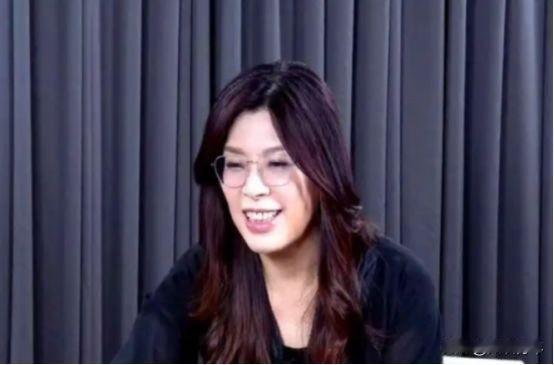 连战这辈子怕是做梦都想不到，自己拿真金白银捧出来的亲儿子连胜文，混了大半辈子，最