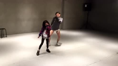 好一点舞蹈原视频 18421330275318912058.jpg?id=0