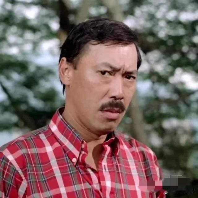 我猜,冯淬帆去世,现在最尴尬的应该是王晶吧。他们两个曾经是黄金搭档,合作