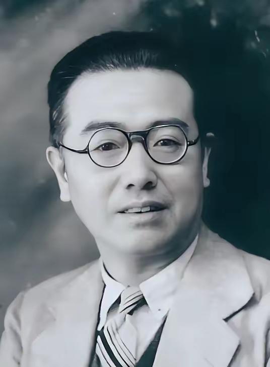 1966年，大庆油田发现者谢家荣吞下一整瓶安眠药，在睡梦中离世，第二天，妻子吴镜