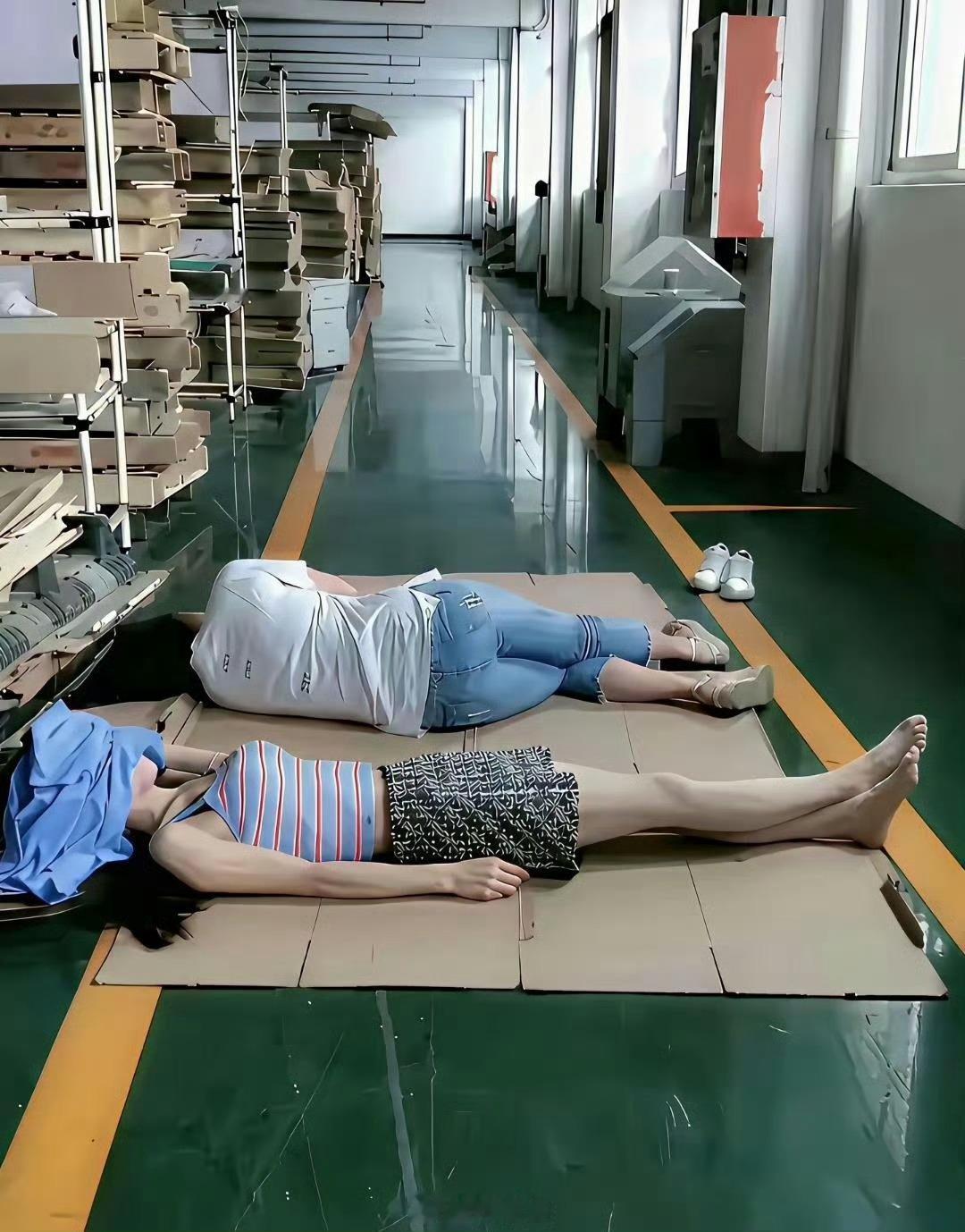 同样是午休，左边工资可能更高，你信吗？