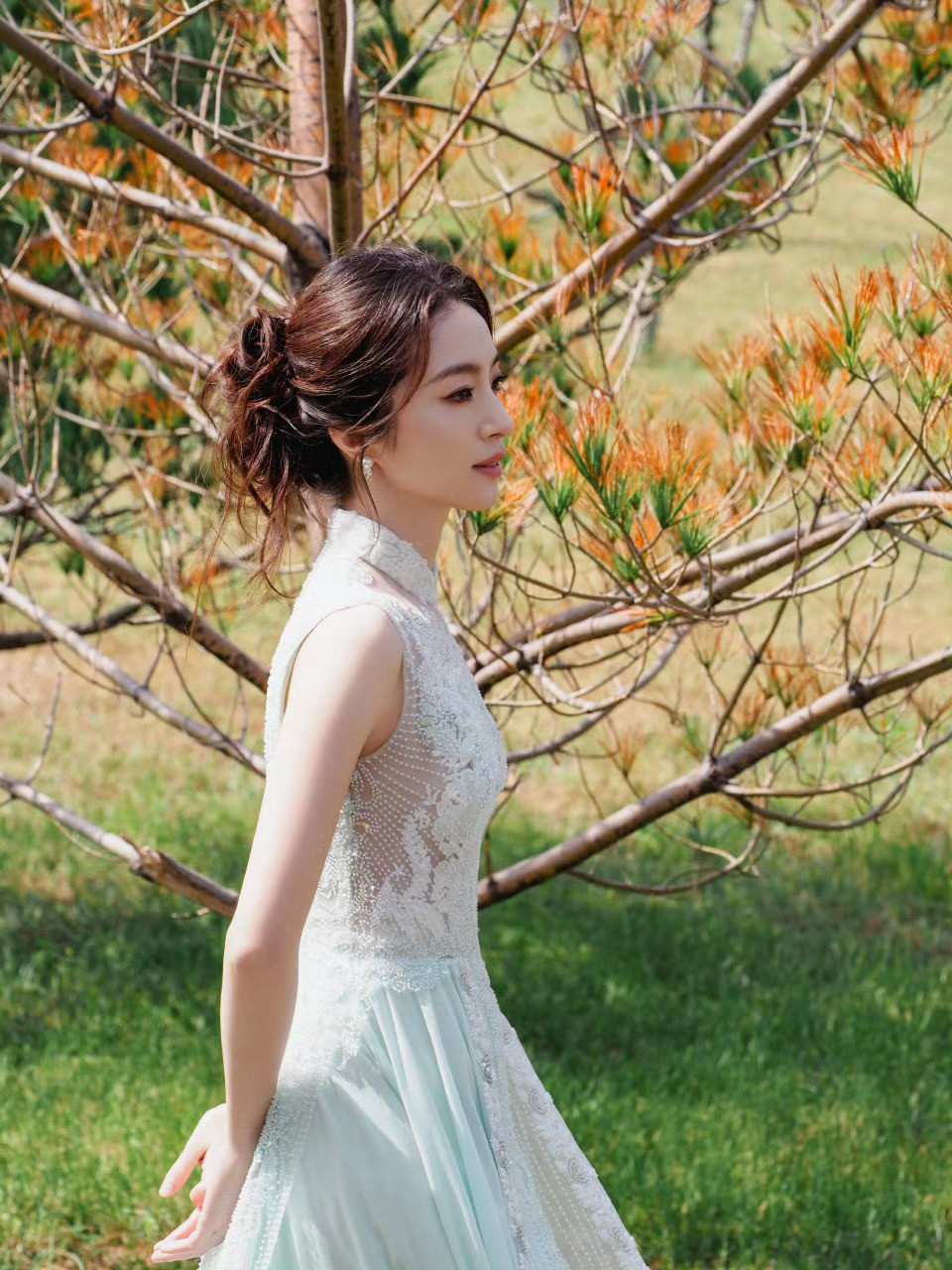 好美，突然感觉胡冰卿现在像浓颜了😘😘美美美求进古装组[么