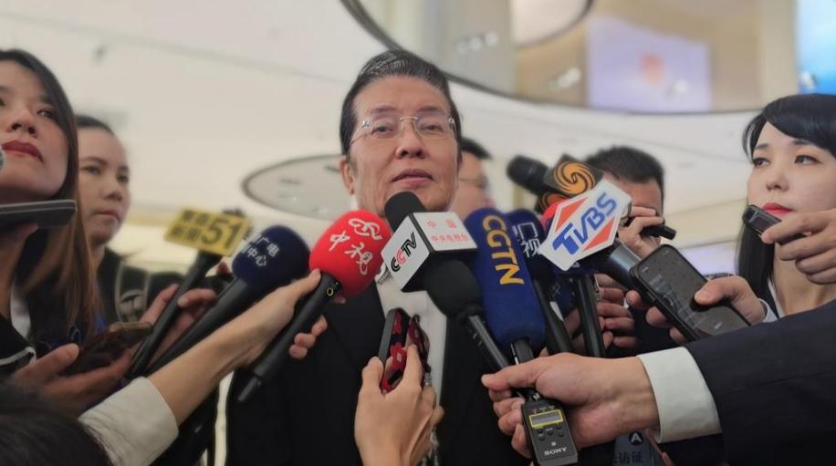 就在刚刚，国民党副主席张荣恭发表声明，4月12日，中国国民党主席郑丽文结