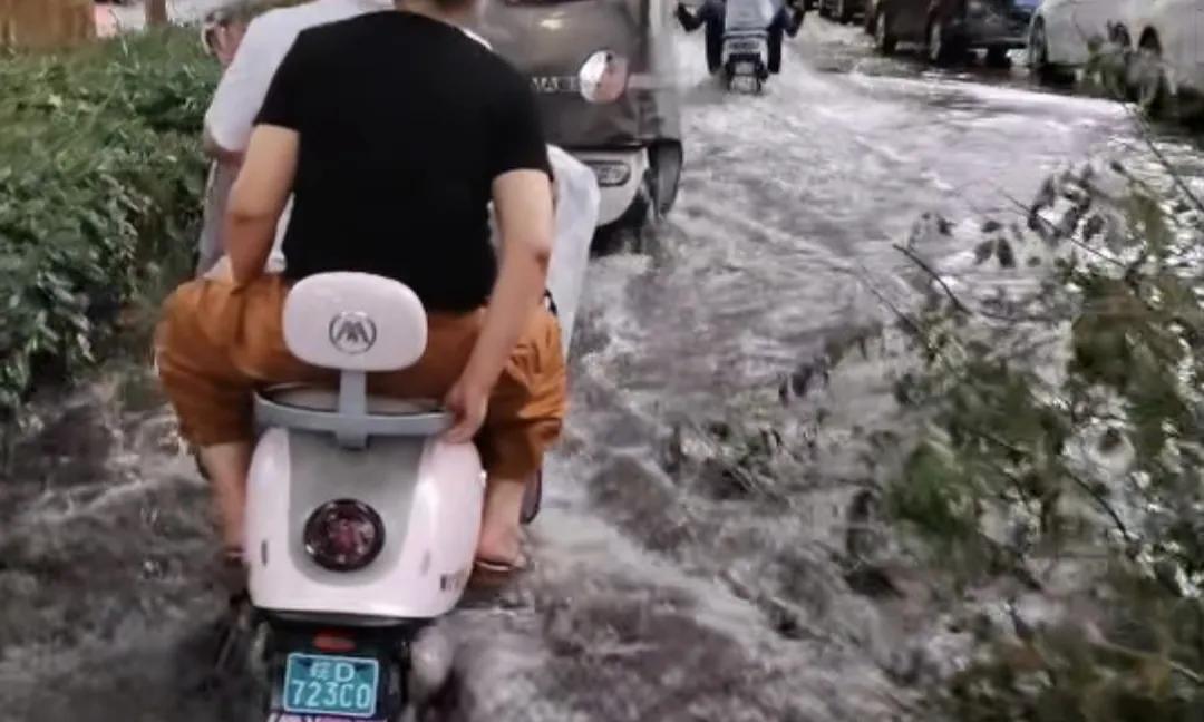 时间：2025年6月14日下午17点。地点：合肥市蜀山区。事由：1，暴风骤