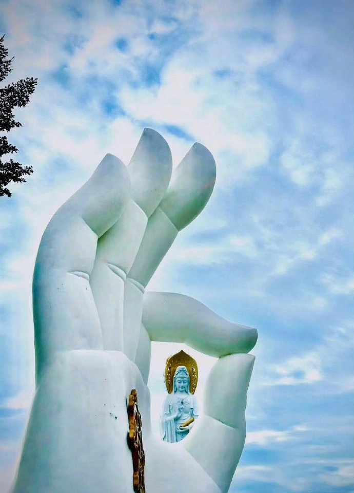 菩萨加持，一切都会顺利，如愿以偿。