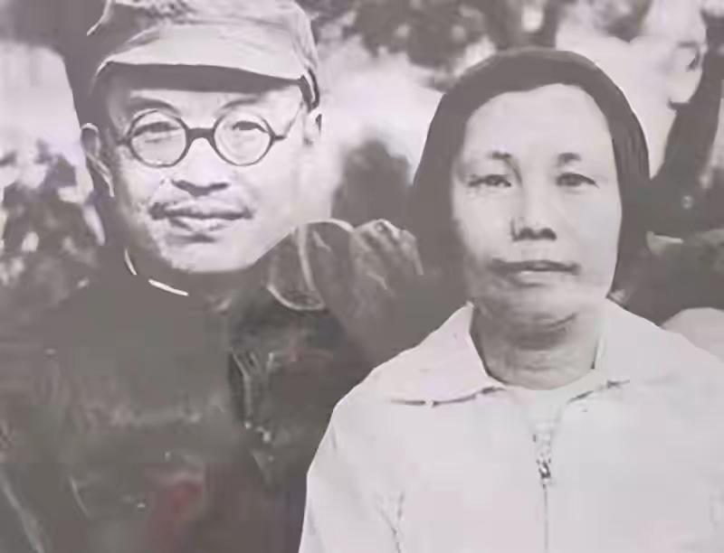 张闻天夫人当面顶撞毛主席：别人都能进，这位老资格到底得罪了谁话说那还是延安时