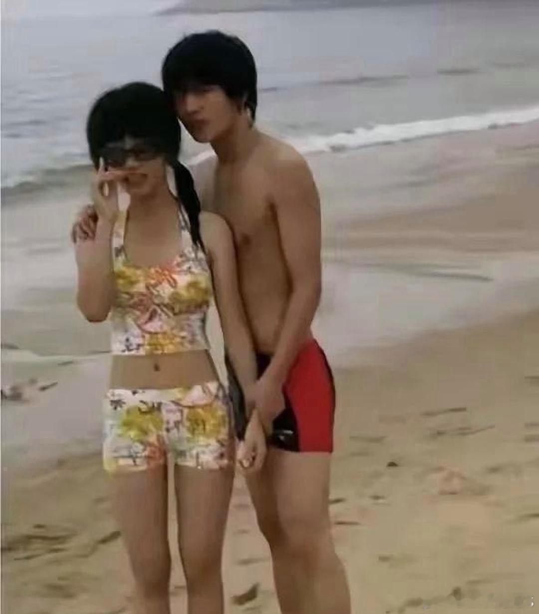 15年前和15年后，‏‏真是时间不等⁠⁠‎人啊。