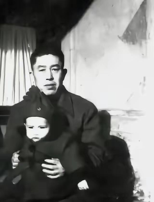 1952年6月，历经战火洗礼的开国起义将领郑洞国，收到全新任职通知，正式出任国家