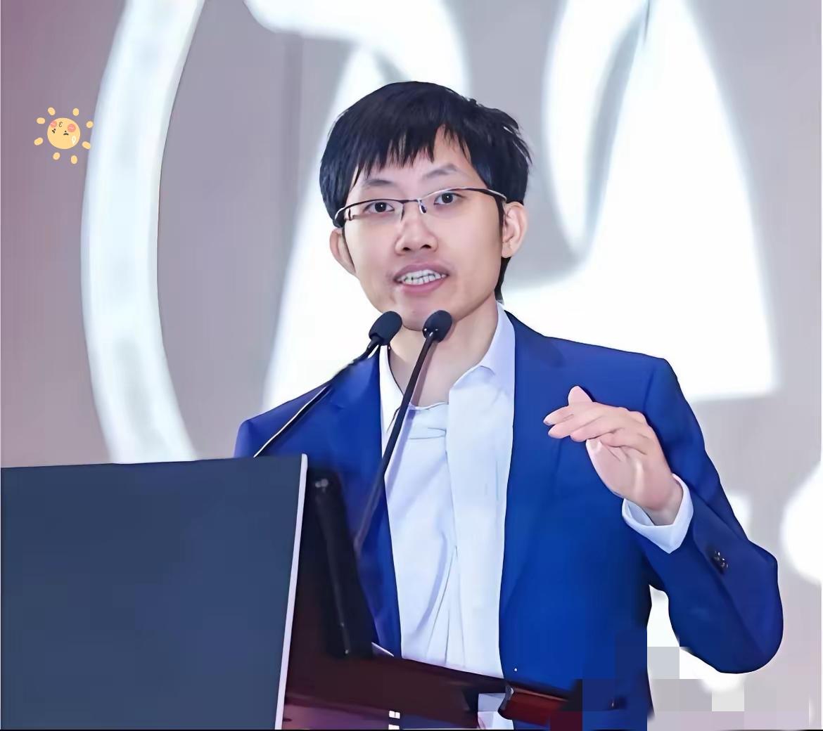 好奇查了下DeepSeek创始人梁文锋，不查不知道，一查才发现，他根本不是大家想