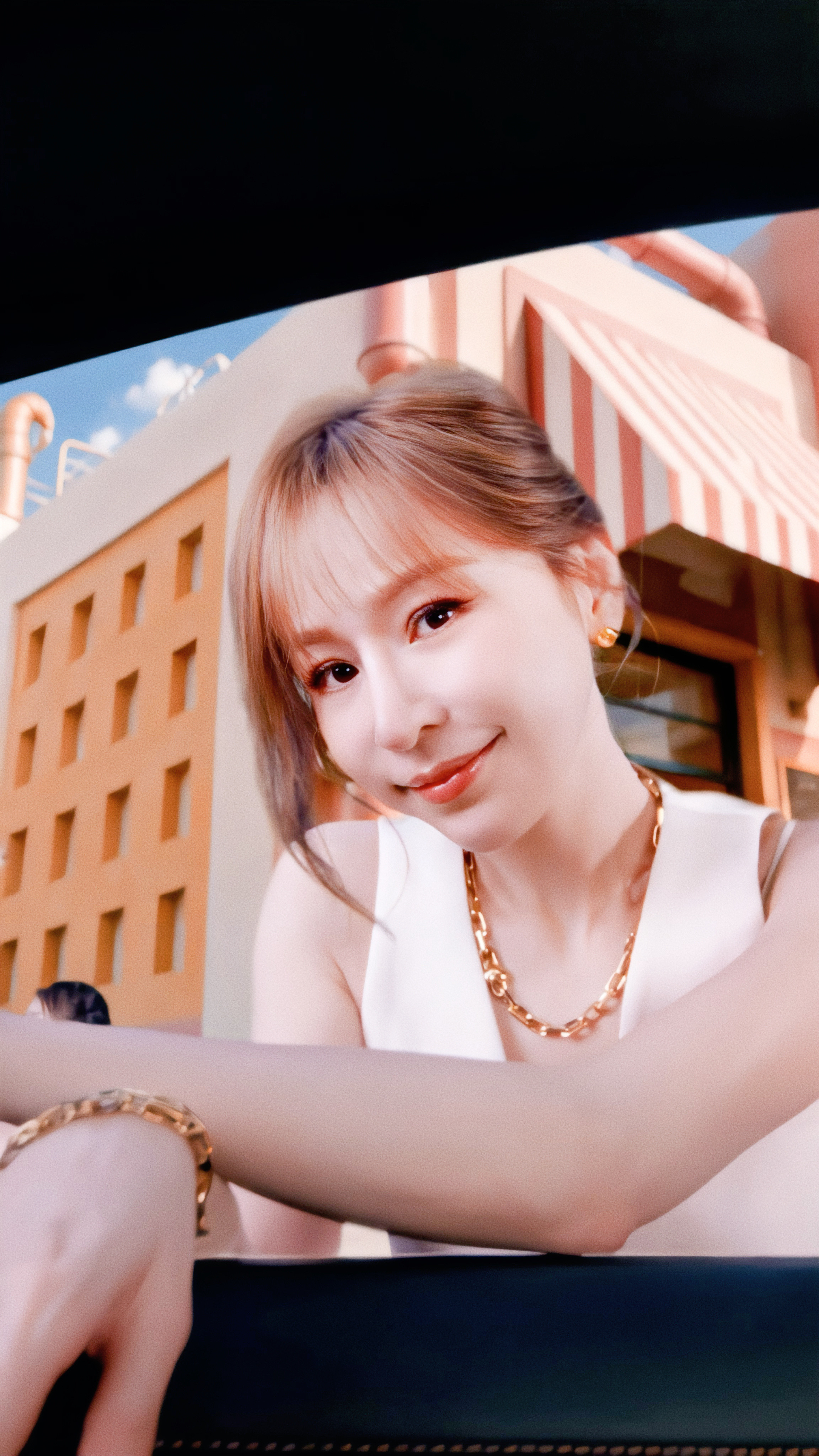 王心凌全新“担”曲的MV拍得太好看了，这么美的姐姐谁不想载着一起去兜个风呢王