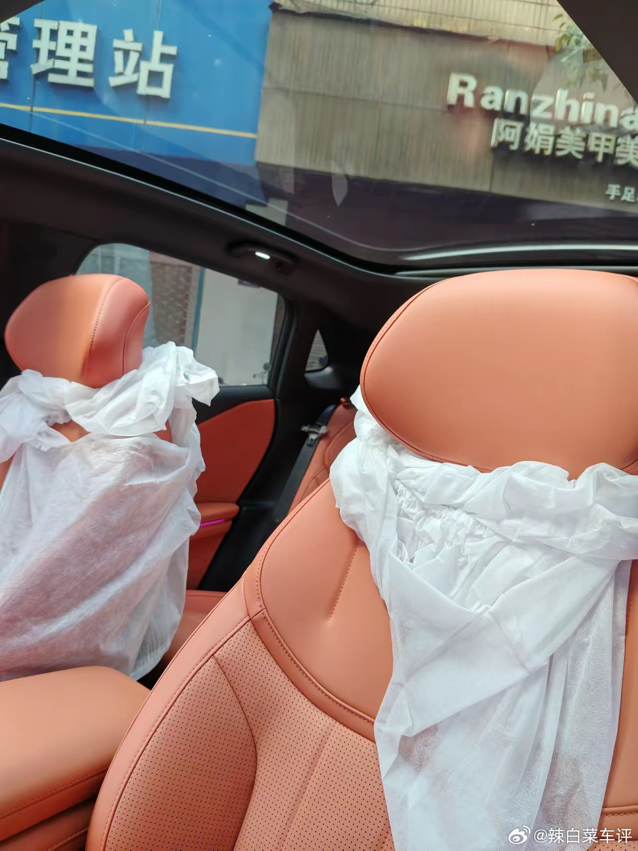 历时一个月选定11‑14万家用纯电SUV，对比零跑C10、比亚迪元UP等车型，最终入手深蓝S0552