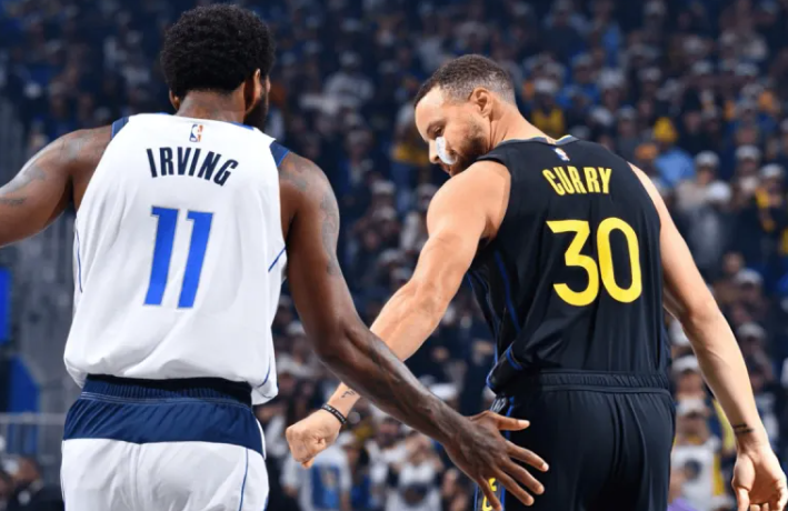 凯里-欧文在接受采访时谈到斯蒂芬-库里此前上脚ANTAKAI3，并表示希望库