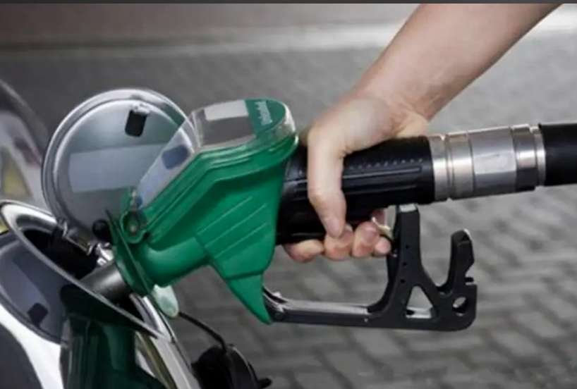 556公里高速实测，2.0L油车6.78升跑完，电费反而比油费贵，电动车在110