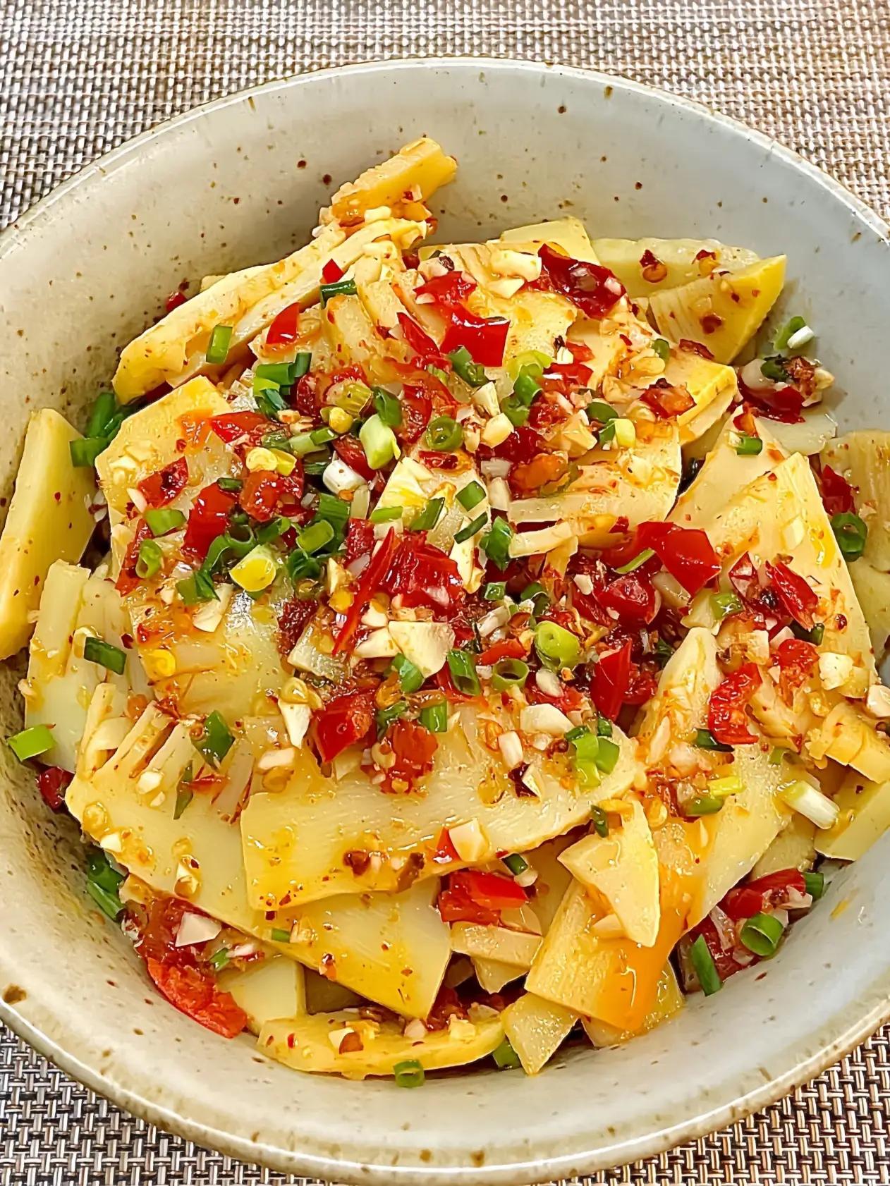 完整榜单吃春笋你有什么好菜谱？春天的味道，藏在这鲜嫩脆爽的春笋里，每一口都带着