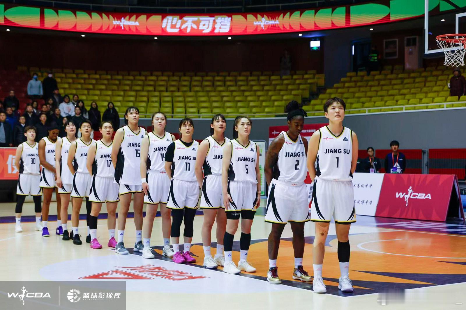【江苏双外援到位，正式进入争冠行列】探营WCBA球队在昨晚结束的2025-26
