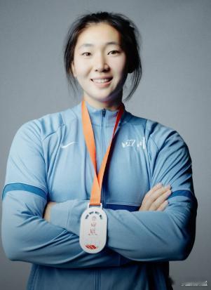 田径世青赛女子铁饼中国两将预赛占据前二代泓宇男子百米半决赛垫底北京时间8月6日