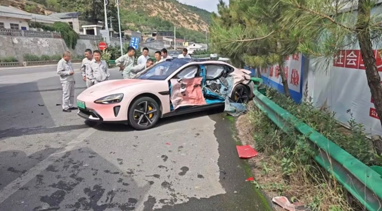 小米SU7又被撞了，两扇车门都撞烂了，差点又要制造一场评论区狂欢结果这次事故，对