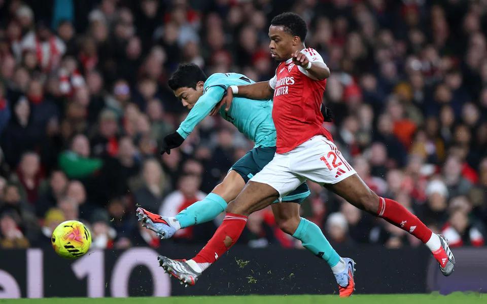 英超保级大战狼队联赛9连败，各项赛事10连败了。伯恩利联赛7连败。这俩队降级