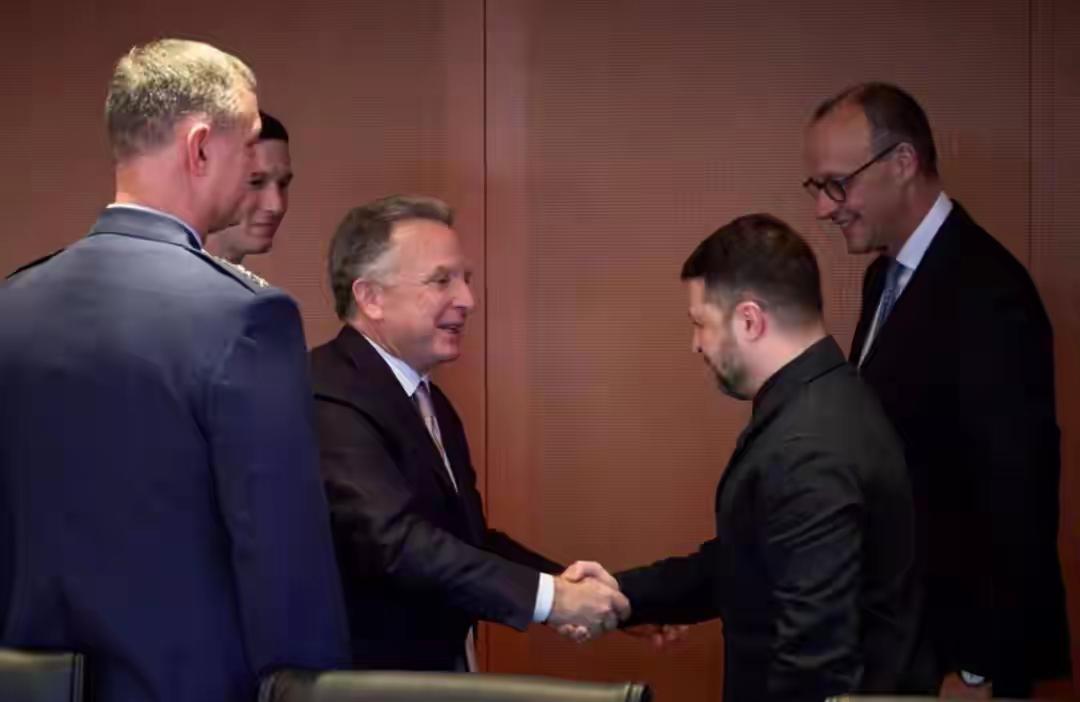 美乌德三方谈判，泽连斯基惨遭拒绝，美国这位新面孔或将决定大局