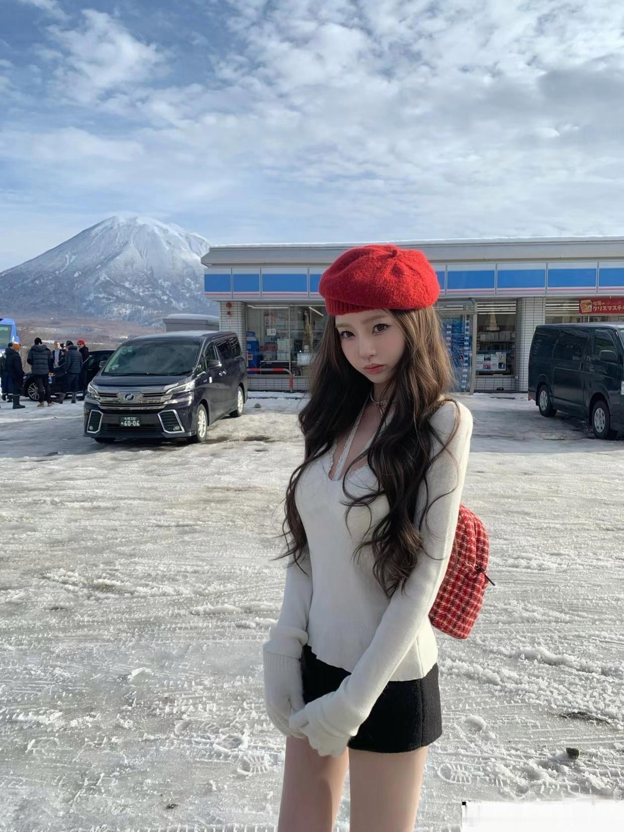 懒懒又一波人生照片来袭，美的惊人，羡慕王思聪的心达到顶峰