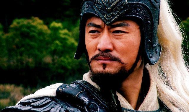 关羽口中江东“鼠辈”真的不堪一击吗，江东众多名将当中是否有人能真正压制关羽呢？