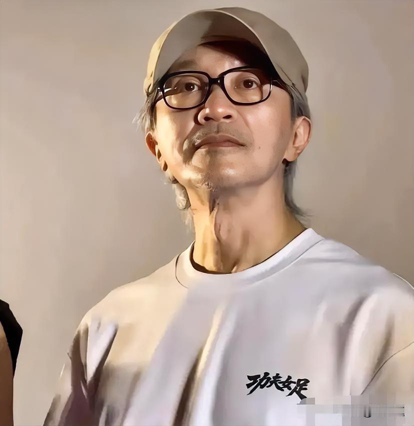 还没带小孩看《功夫女足》的，奉劝大家先别看了。不是因为周星驰江郎才尽了，而