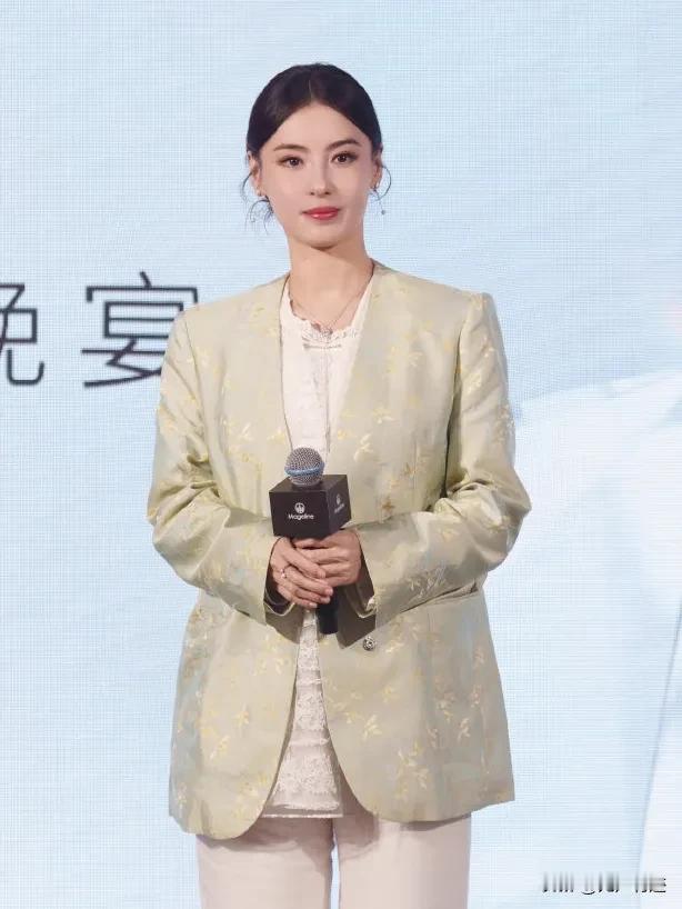 张柏芝有做医美项目吗？感觉变了，不小心看成了哈尼克孜！