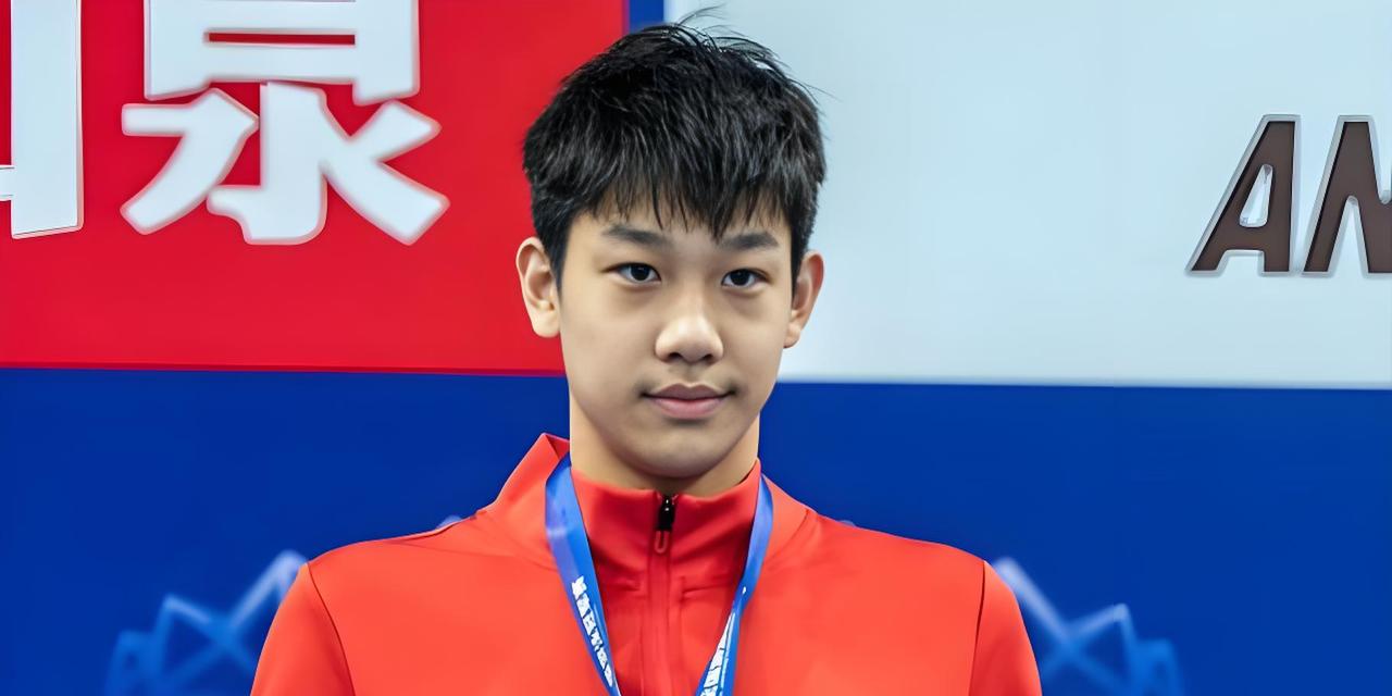 16岁就跑出全国冠军是什么概念？11秒10的成绩一出来，全场都在找那个叫陈妤颉的
