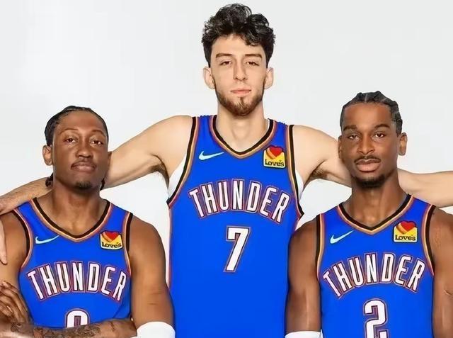 没有亚历山大和霍姆格伦、哈滕，雷霆连灰熊都打不过。可以看到灰熊实力并不弱。NBA