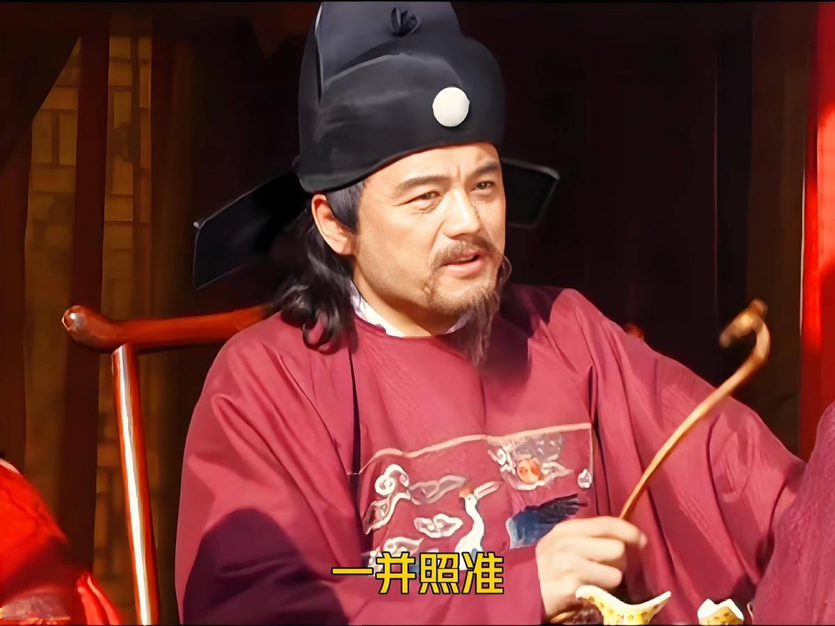 胡惟庸为什么敢挑战朱元璋？大家都知道朱元璋是出了名的铁血帝王，登基后把功臣宿