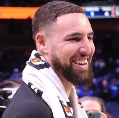 据独行侠队记ChristianClark报道，达拉斯独行侠队愿意听取有关克莱·