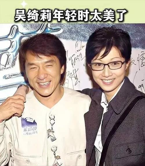 吴绮莉开直播了！这回直接摊牌：成龙不认女儿，全因她拒做亲子鉴定。“分开后，我