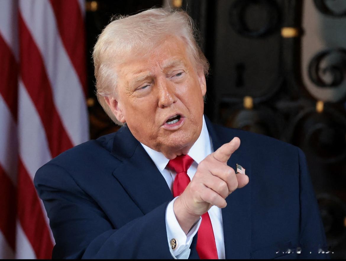 特郎普说中国己在台湾周围军演二十多年了，他都习惯了，但他一点不担心也不关心，知道