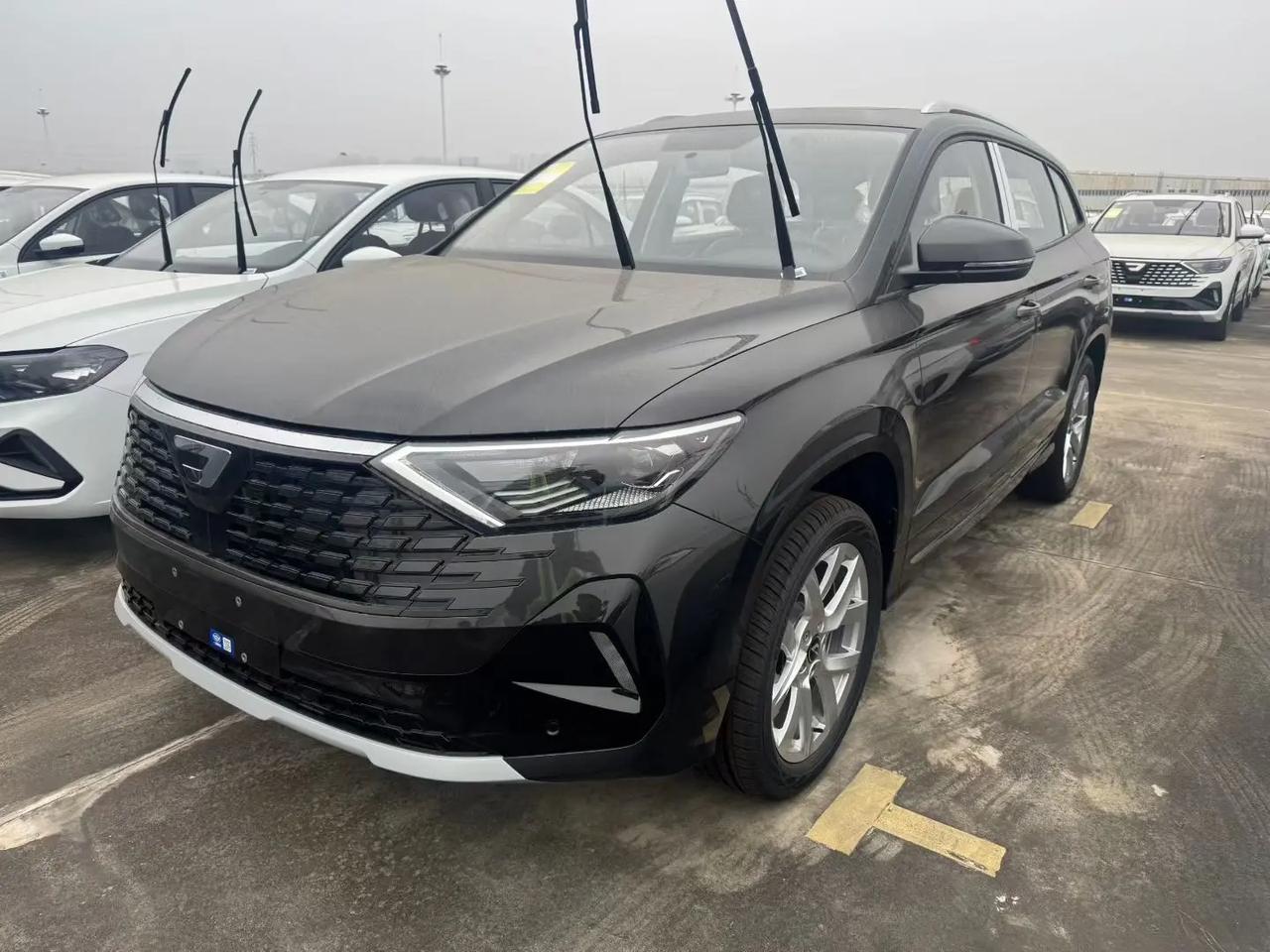 二手捷达VS7价格有多狠？直接报数：2021款1.4T自动悦享版，新车指导价1