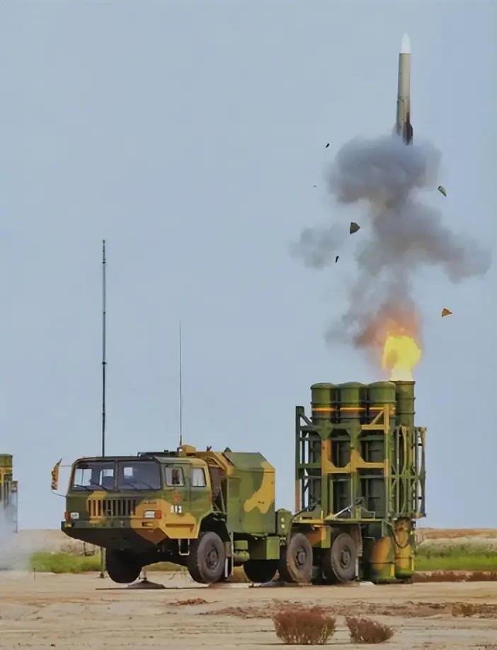 别以为美军不敢对中国动武，是被解放军的导弹威慑住了。 刚过去没多久的2025