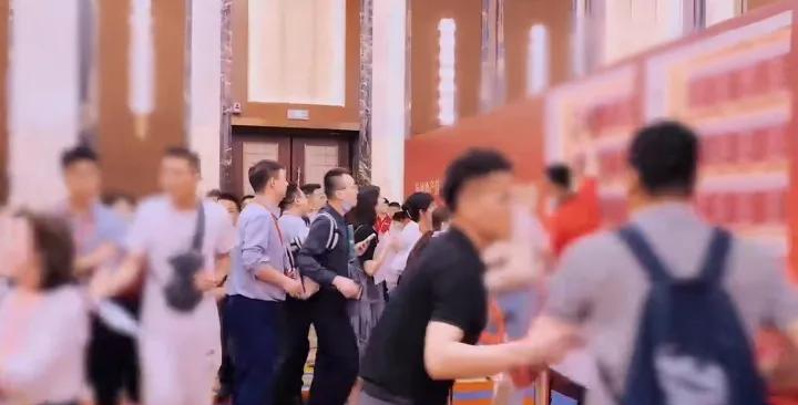 关于城阳某楼盘摇号，销售过百套的问题，其实是卖了大几十套，