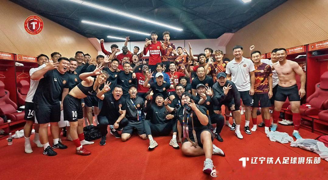辽宁铁人18岁的小将张洪福迎来了职业生涯首秀，徐正源对他的表现给予肯定，他表示：