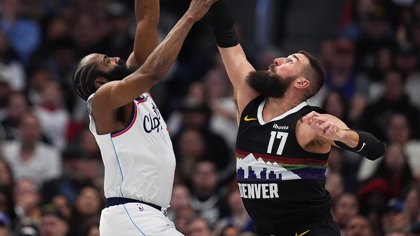 快船卡位战遭裁判争议判罚击溃！登卡空砍46分仍无缘西部第九