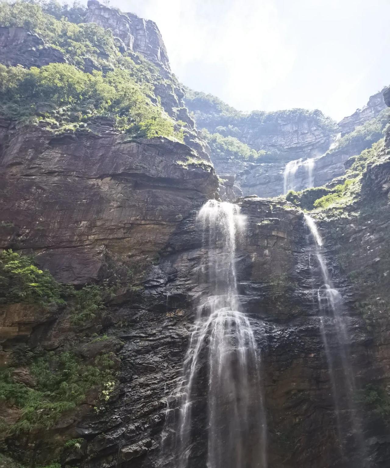 大美庐山，深爱庐山！数次错失了去庐山的机会，当时实在是身不能至，心向往之。这